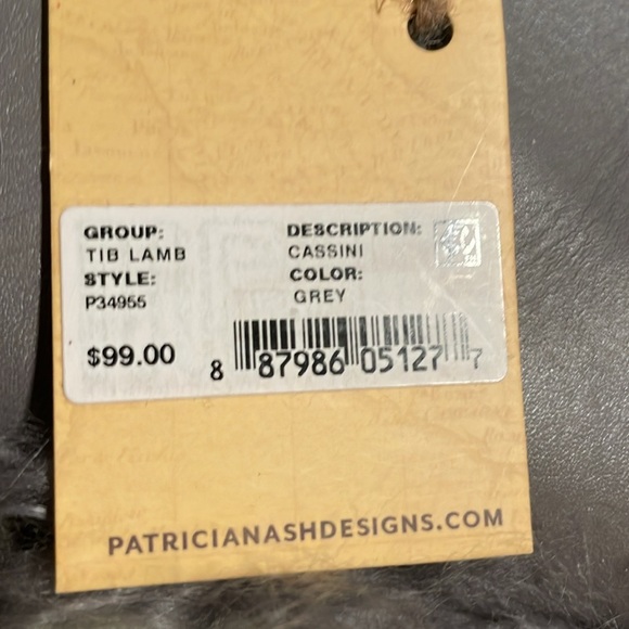 Patricia Nash Gray Lamb Fur Large Wrislet Handbag - Picture 6 of 7